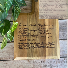 Load image into Gallery viewer, Customized Cutting Board, Bridal Shower Gift, Housewarming Gift, Anniversary Gift, Wedding Gift, Gift For Mom, Gifts For Brides